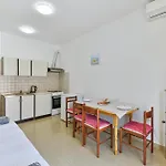 Apartman Adria Turanj
