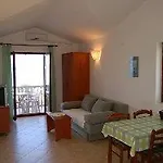 Apartman Adria *