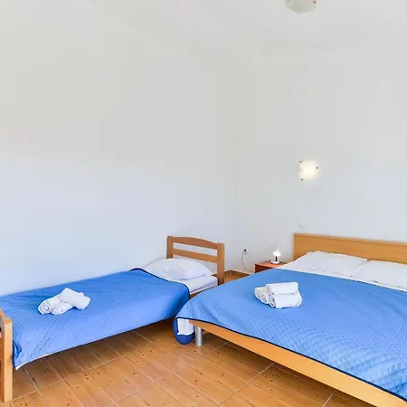Adria Apartman *