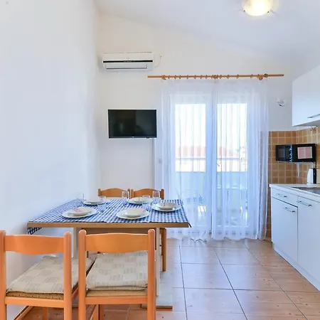 Adria Apartman Turanj