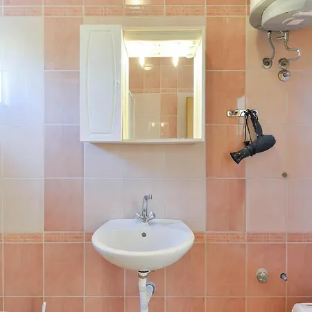 Adria Apartman *