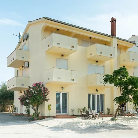 Adria Apartman