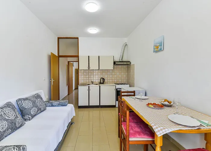 Adria Apartman *